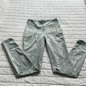 Lululemon active pant size 4. Like new